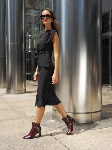 Lipsy Stiefelette in Lila