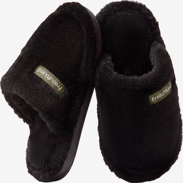 Freiluftkind Slippers 'Homie' in Black: front