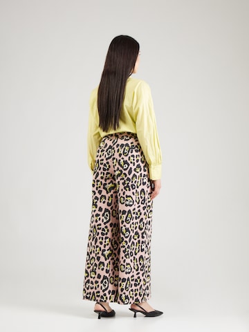 Essentiel Antwerp Широкий Брюки со складками 'JENESIS' в Ярко-розовый