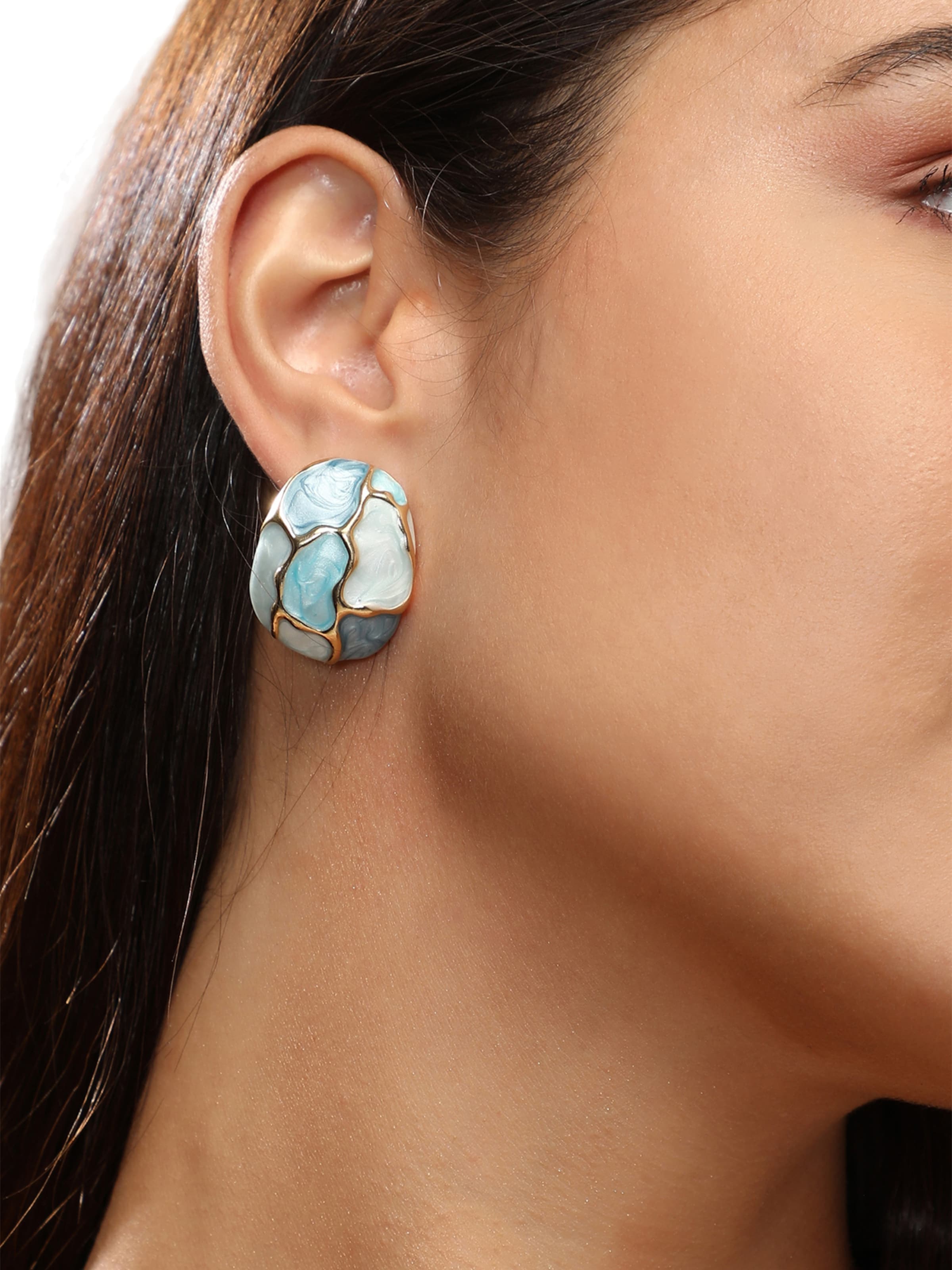 SOHI - Brincos 'Santo' em azul: frente