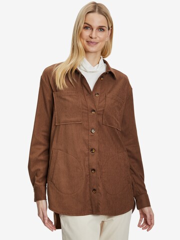 Betty Barclay Blouse in Brown: front
