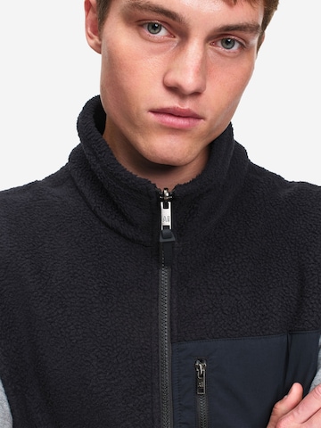 AIGLE Vest 'T-Kit' in Black: front