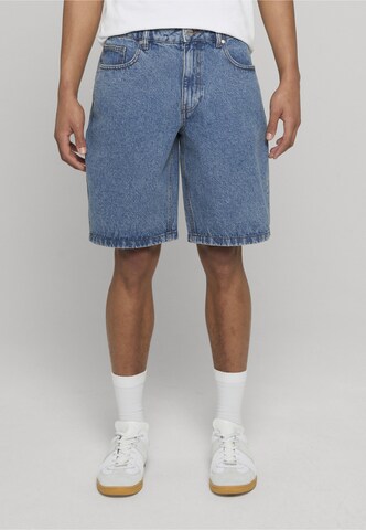 Pegador Regular Shorts 'Bostic' in Blau: Vorderseite