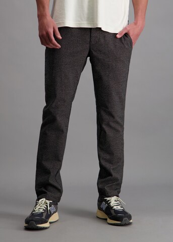 Pioneer Authentic Jeans Slim fit Chino Pants in Brown: front