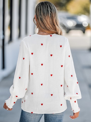 Cupshe - Blusa 'Embroidered Heart' em branco