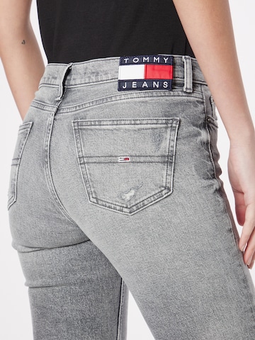 Tommy Jeans Bootcut Jeans 'MADDIE' in Grau