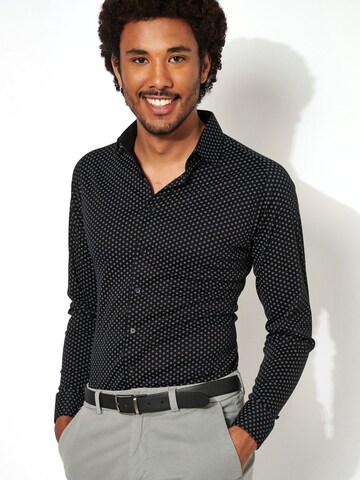 DESOTO Slim fit Button Up Shirt 'Kent' in Black