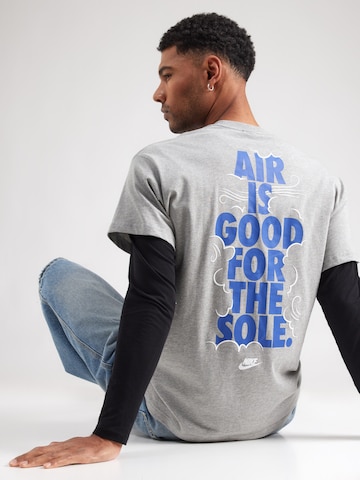 Nike Sportswear Paita 'AIR' värissä harmaa: etupuoli