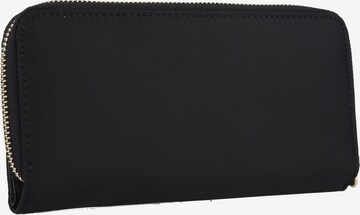 TOMMY HILFIGER Wallet in Black