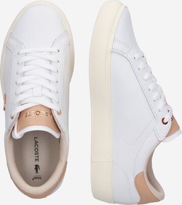 Sneaker low 'Powercourt' de la LACOSTE pe alb