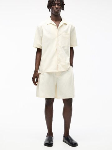 Loosefit Pantaloni con pieghe di Pull&Bear in beige