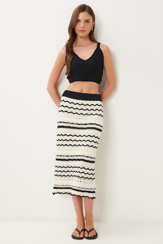 Costume Happiness İstanbul en noir