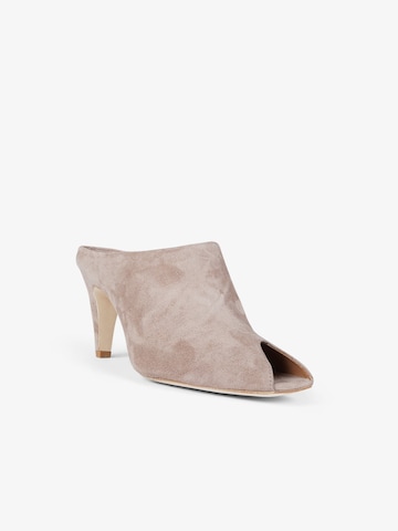 GISEL MOIRE - Sapatos com cunha frontal 'Giuly' em bege
