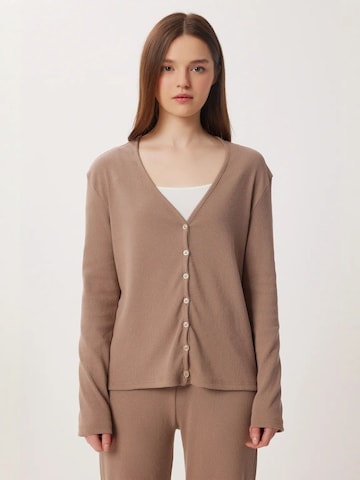Pigiama di Happiness İstanbul in beige