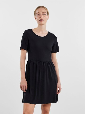 Rochie de vară de la PIECES pe negru: față