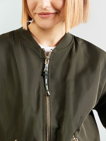 NÜMPH Between-Season Jacket 'ELLANORA' in Green