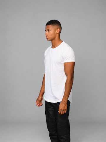 T-Shirt 'IYAnton' IYITO en blanc
