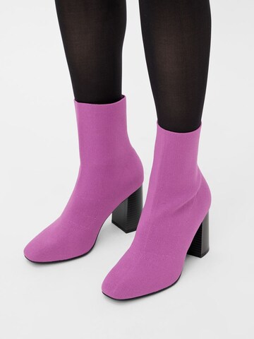 Bottines 'ELLIE' Bianco en violet : devant