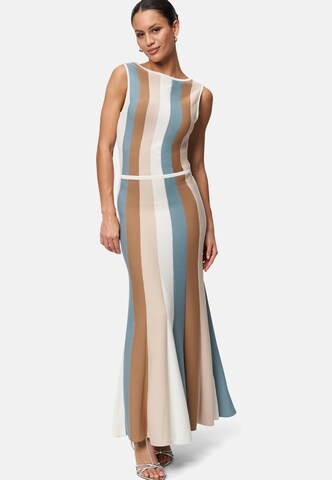 zero Dress in Beige: front