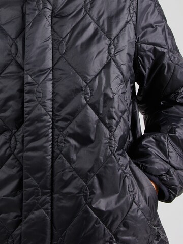 UNDER ARMOUR - Chaqueta deportiva 'DIAMOND' en negro
