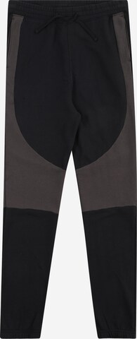 Abercrombie & Fitch Normalny krój Spodnie w kolorze szary: przód