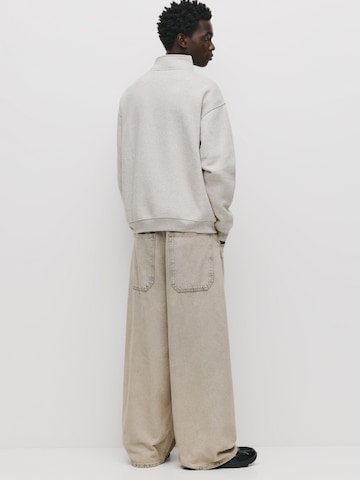 Pull&Bear Sweatshirt in Grey