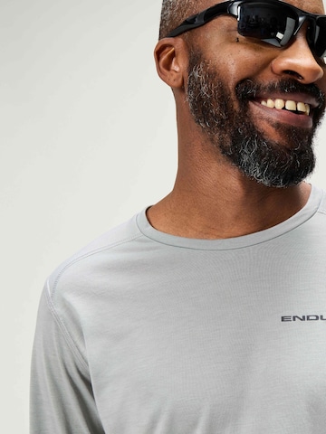 ENDURA Funktionsshirt 'Loop' in Grau