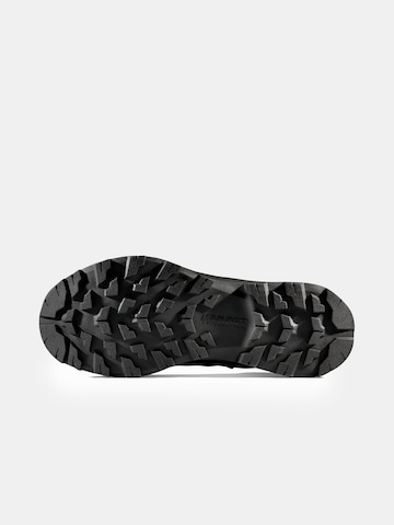 MAMMUT Flats 'Sertig III Mid' in Black