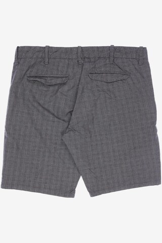 SELECTED Shorts 31-32 in Grau