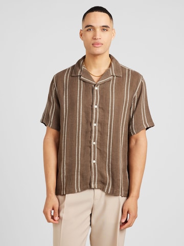 Abercrombie & Fitch Comfort fit Button Up Shirt in Brown: front