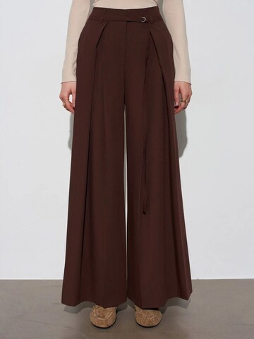 Dilvin Wide leg Pants in Brown
