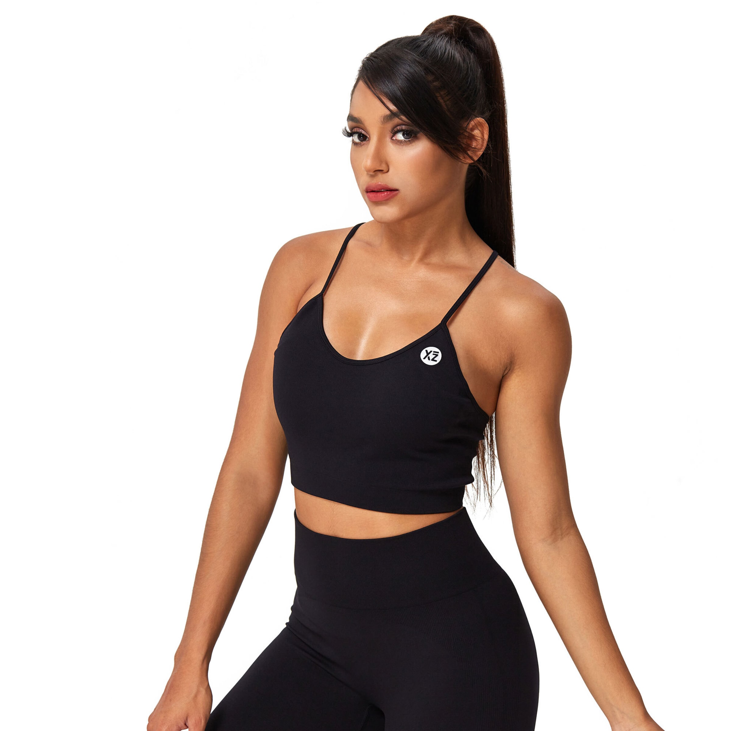 Top sportivo 'Charm' di YEAZ in nero: frontale