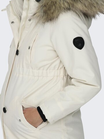 Only Maternity Winterparka 'IRIS' in Beige