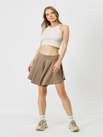 C&City Loosefit Shorts in Braun