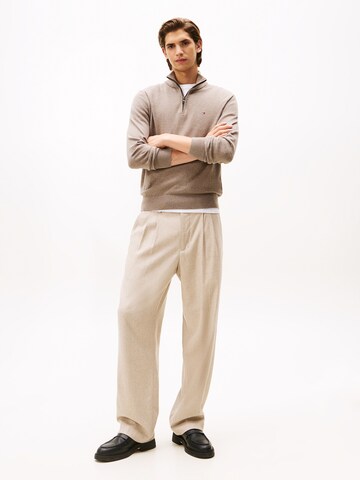 TOMMY HILFIGER - Pullover em castanho