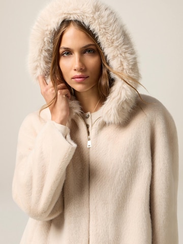 oltre - Abrigo de invierno en blanco