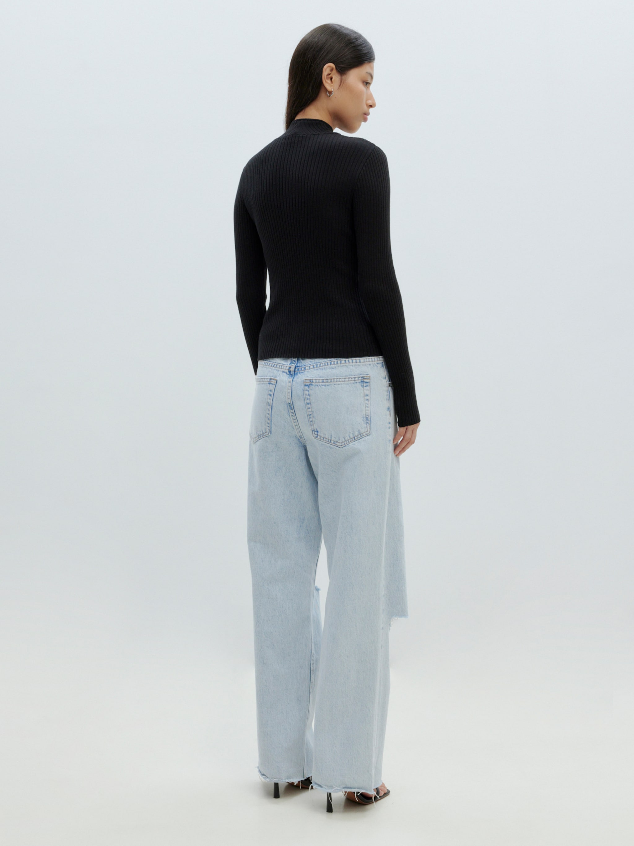 EDITED Producten Trui 'Evelyn' Zwart