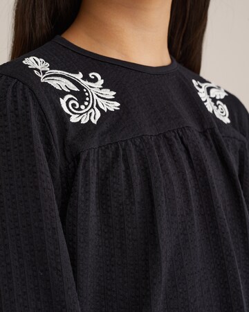 WE Fashion Pluus, värv must