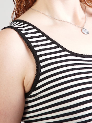 Tommy Hilfiger Curve Top in Black