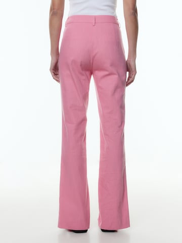 Flared Pantaloni 'Ejla' di EDITED in rosa