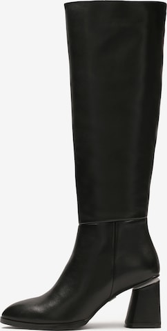 Kazar Boot in Black: front