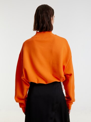 EDITED Sweatshirt 'Ayaka' in Orange