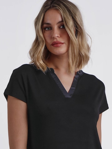 admas - Top 'ADMAS Camiseta Manga Corta Tapeta Raso para Mujer' en negro