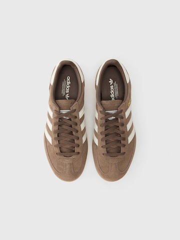 Sneaker bassa 'HANDBALL SPEZIAL BOLD' di ADIDAS ORIGINALS in marrone