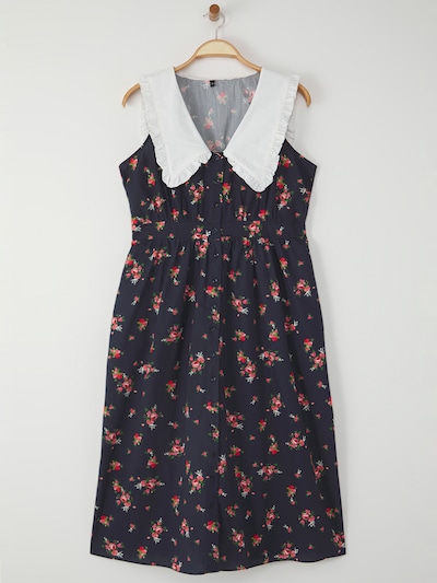 Abito camicia Trendyol Curve di colore verde / rosso / nero / bianco, Visualizzazione prodotti