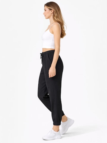 fashionshowcase Loosefit Bukser 'SOREYA' i sort