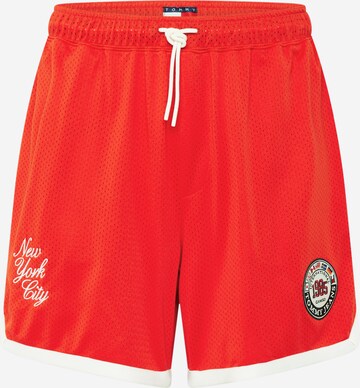 Tommy Jeans Regular Pants 'ARCHIVE GAMES' in Red: front