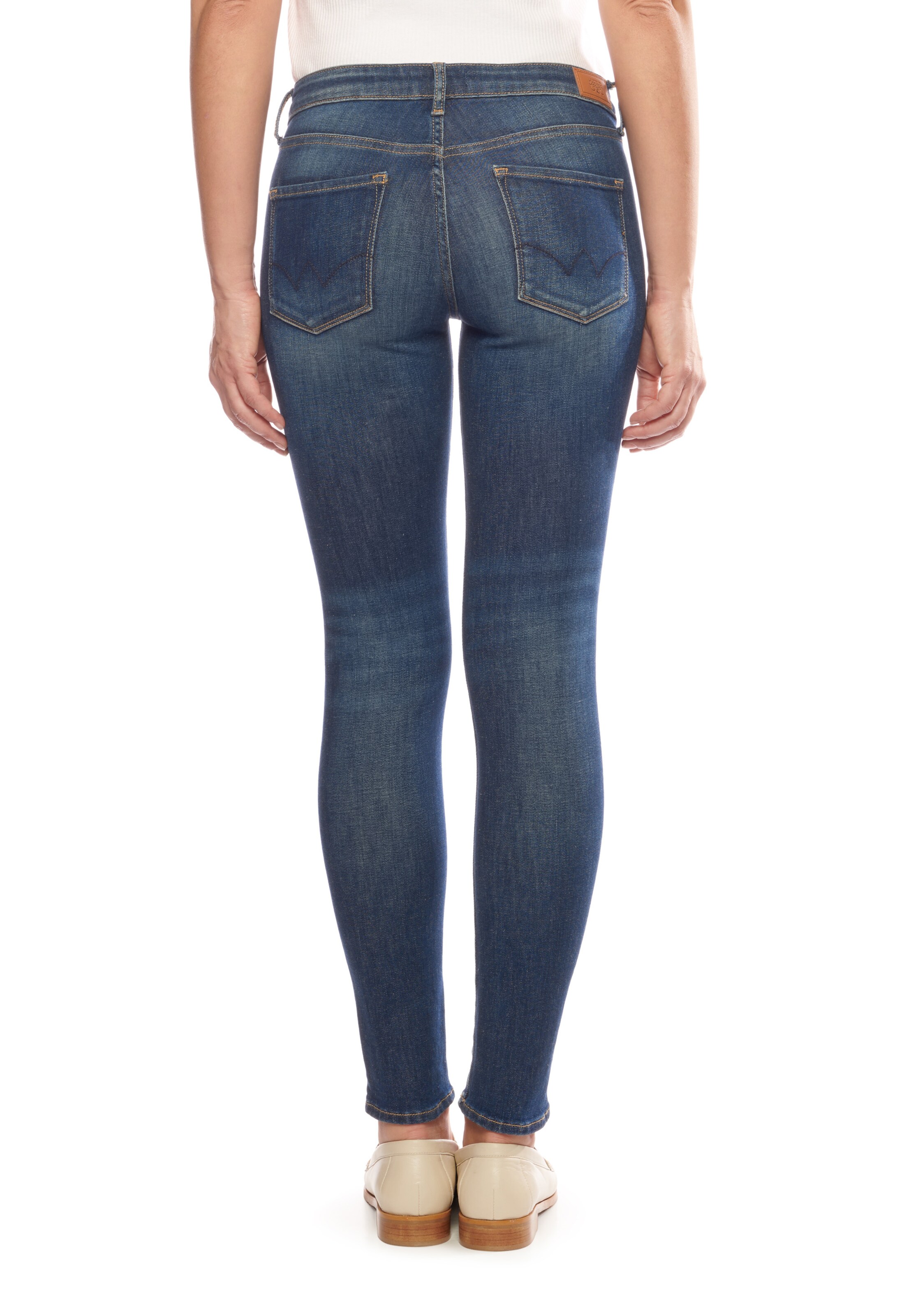 Coupe slim Jean Le Temps Des Cerises en bleu