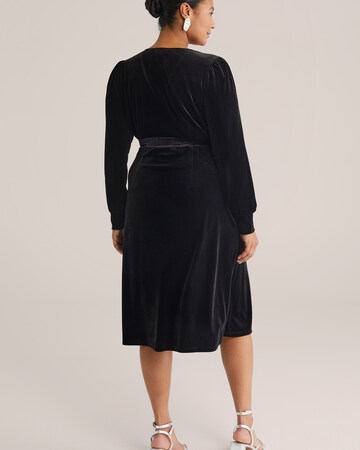 WE Fashion Obleka | črna barva