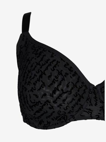 T-shirt Reggiseno di Devoted by Zizzi in nero